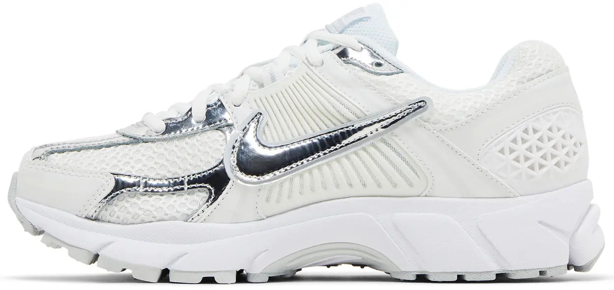 AIR ZOOM VOMERO 5 CHROME TOE