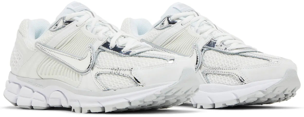 AIR ZOOM VOMERO 5 CHROME TOE