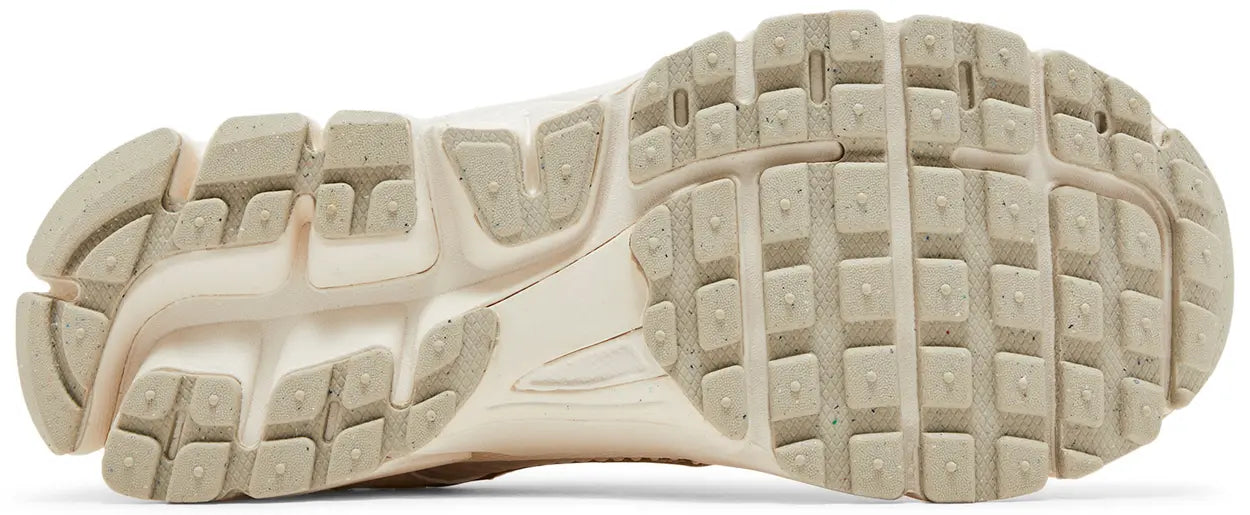 AIR ZOOM VOMERO 5 GS PALE IVORY