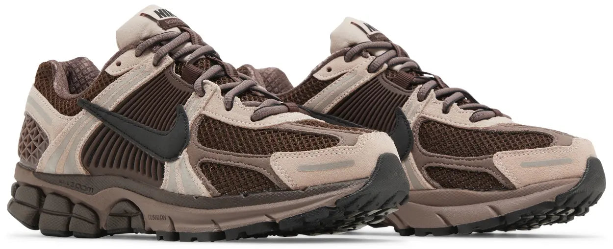 AIR ZOOM VOMERO 5 PLUM ECLIPSE