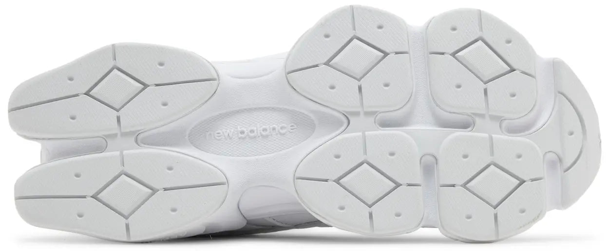 9060 TRIPLE WHITE