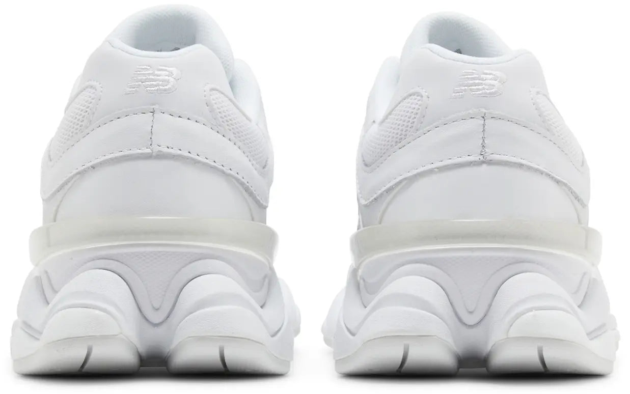 9060 TRIPLE WHITE