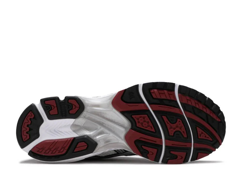 Gel-Kayano 14 Pure Silver Red