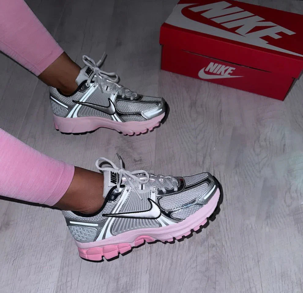 AIR ZOOM VOMERO 5 PHOTON DUST PINK FOAM