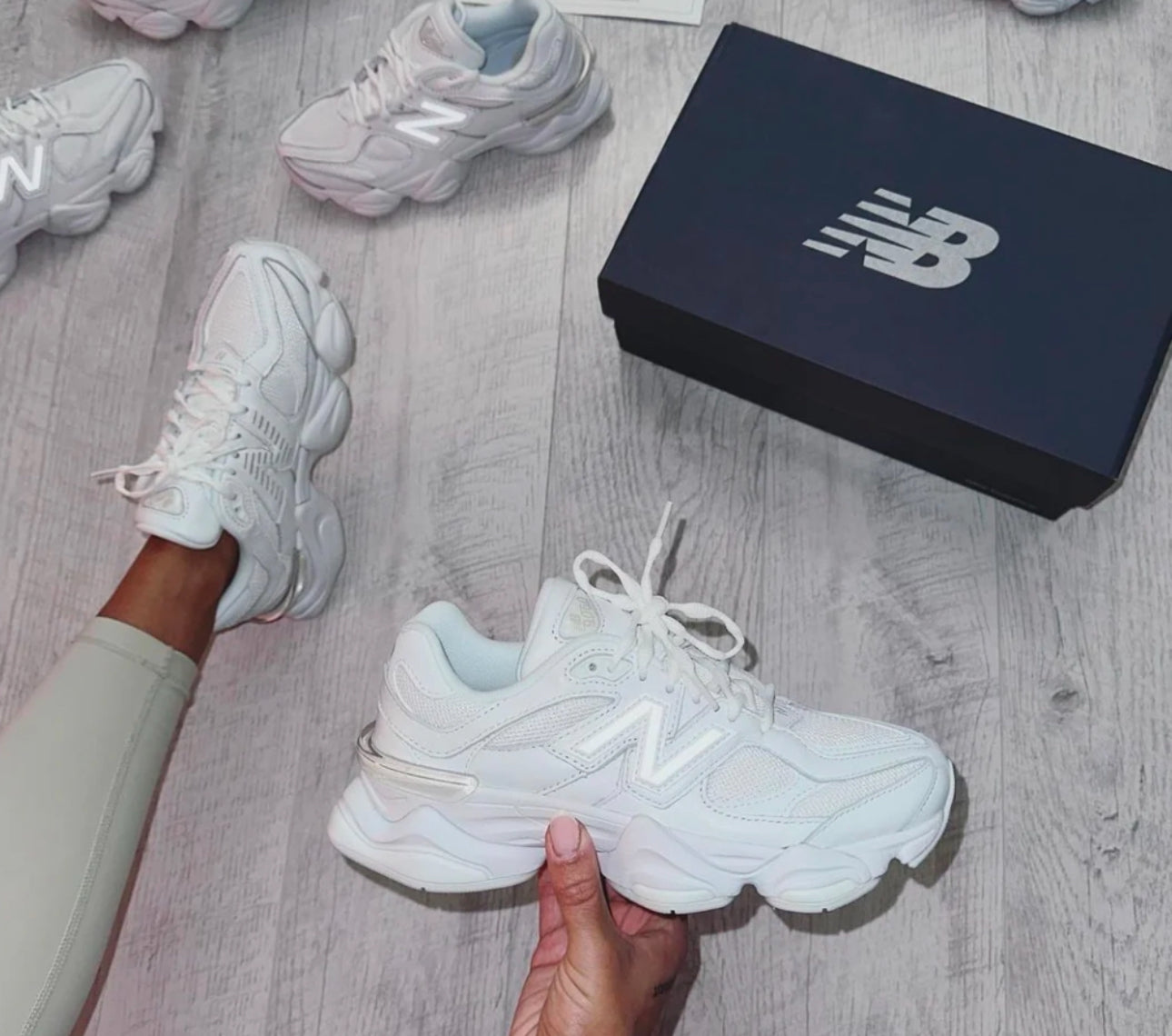 9060 TRIPLE WHITE