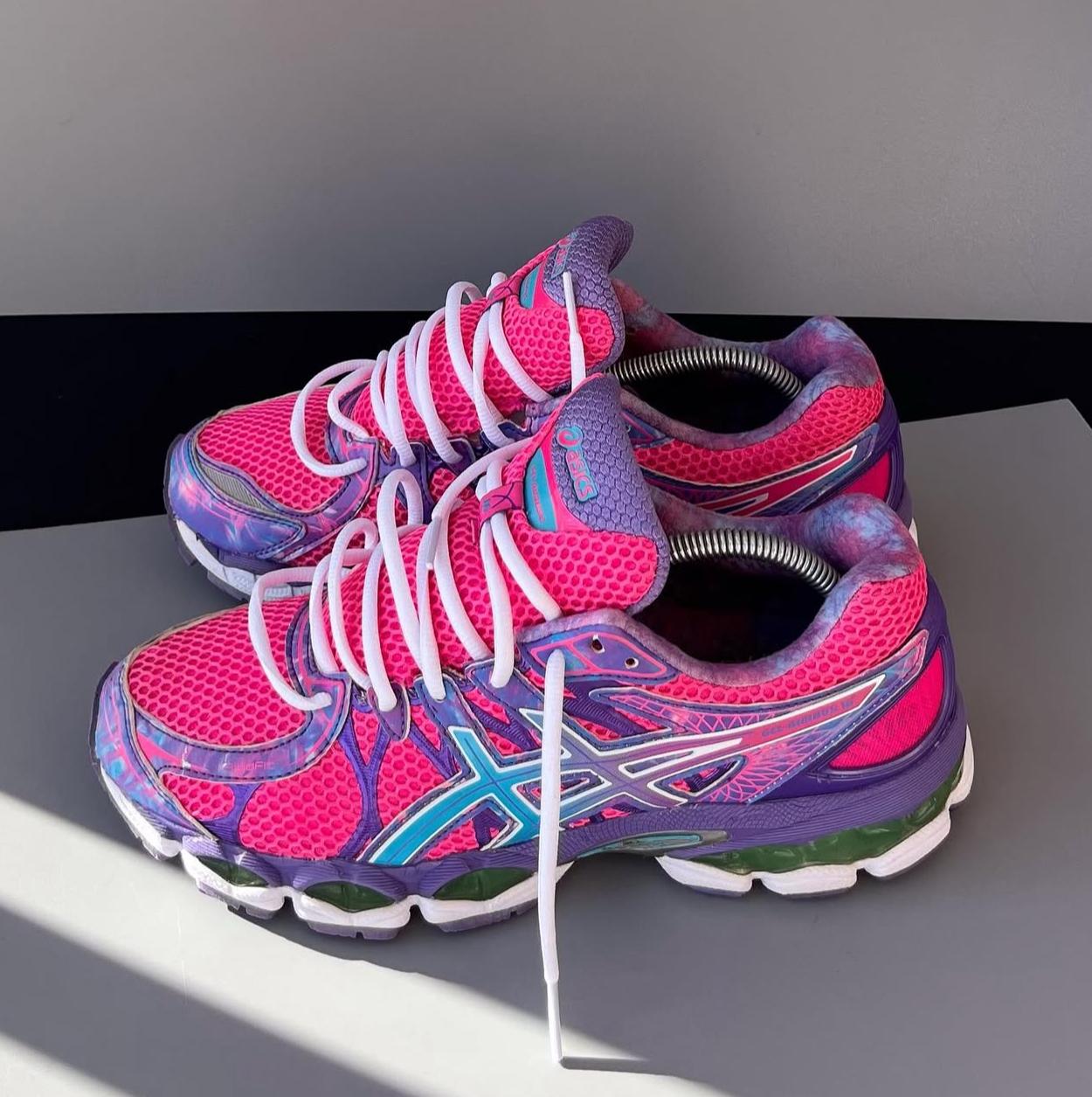 GEL NIMBUS 16