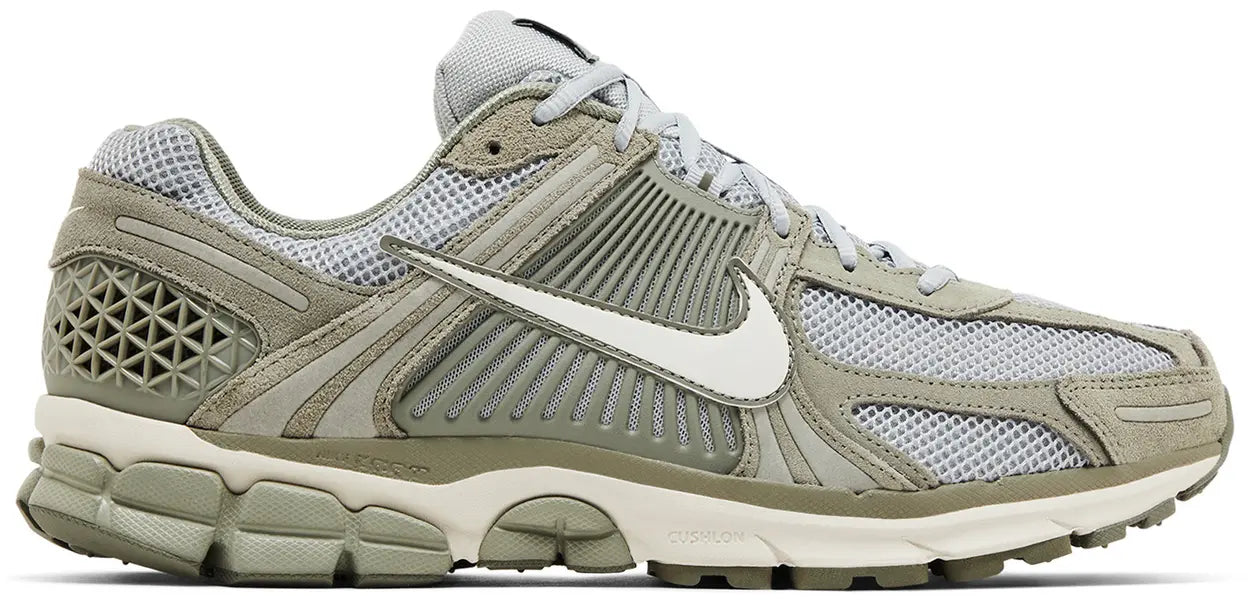 AIR ZOOM VOMERO 5 DARK STUCCO