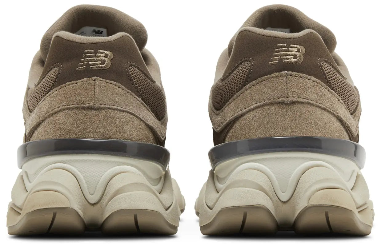 9060 MUSHROOM BROWN