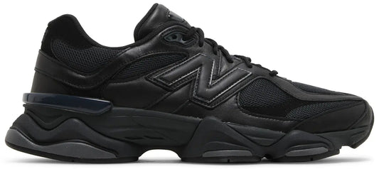 9060 TRIPLE BLACK LEATHER