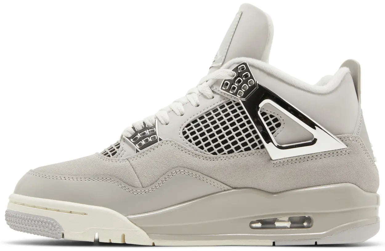 AJ4 FROZEN MOMENTS