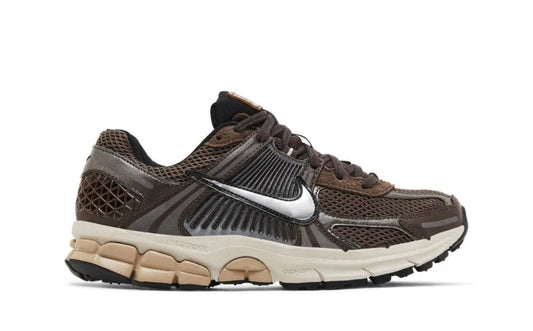 AIR ZOOM VOMERO 5 BAROQUE BROWN