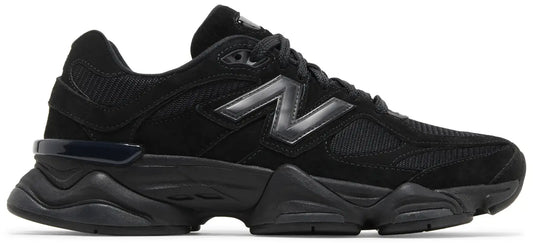 9060 TRIPLE BLACK